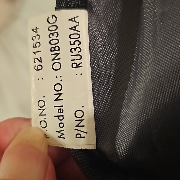 HP Laptop Backpack green & black gently used. 17x17 - Picture 11 of 12